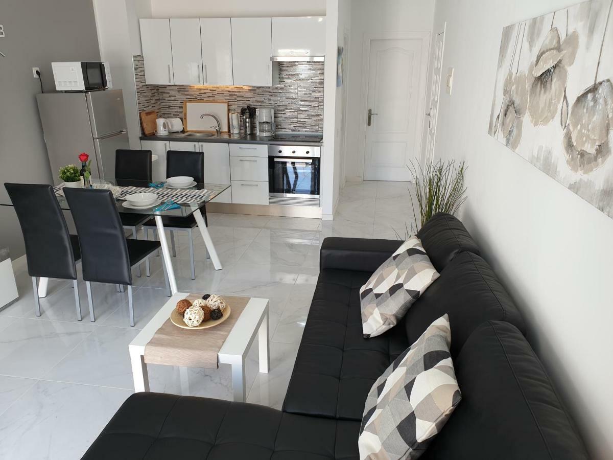 Casa Las Flores With Heated Pool, Only 490 Meters To The Beach, Balcony, Wifi Арона Екстер'єр фото